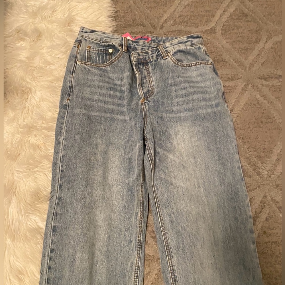 Blue jeans - Picture 2 of 2